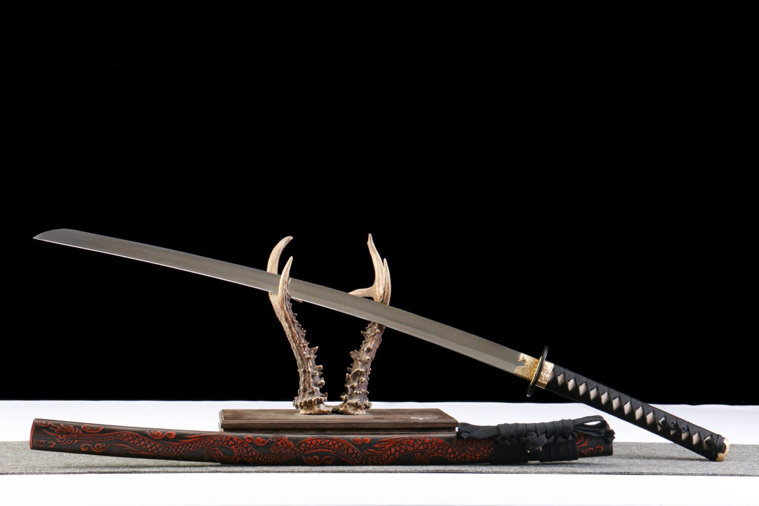 IMG_7918 1065 steel - pure hand-forged samurai sword - green leather sheath - iron equipment - dragon sheath mirror samurai sword - red sky dragon cry