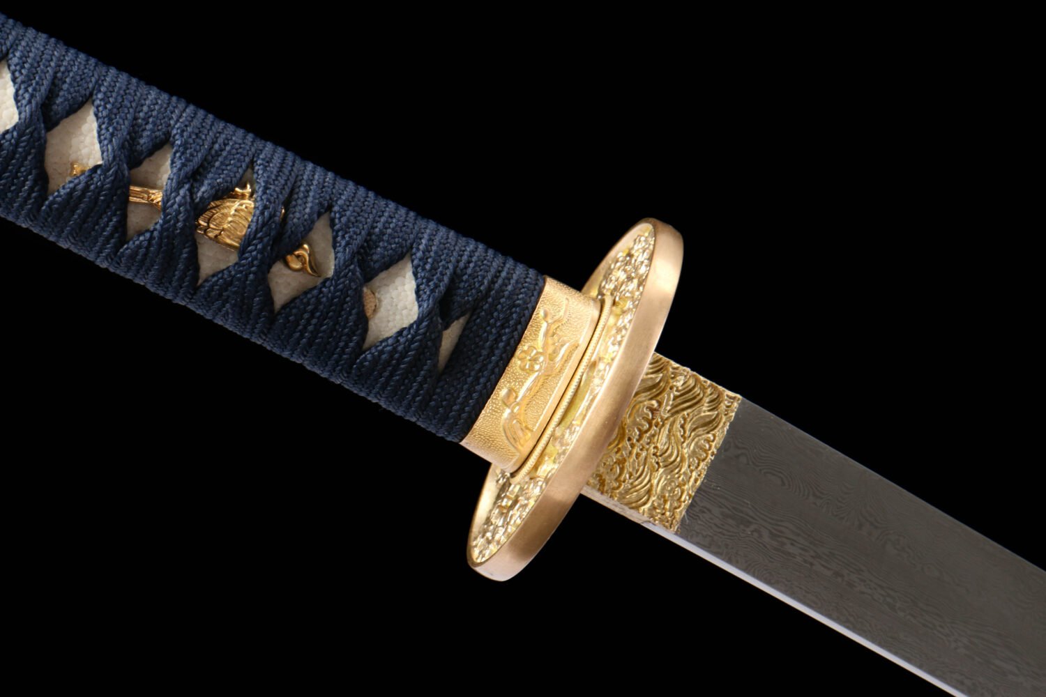 Damascus steel patterned steel - pure handmade Japanese katana - green leather sheath - copper fittings - plum blossom scabbard katana - azure gold